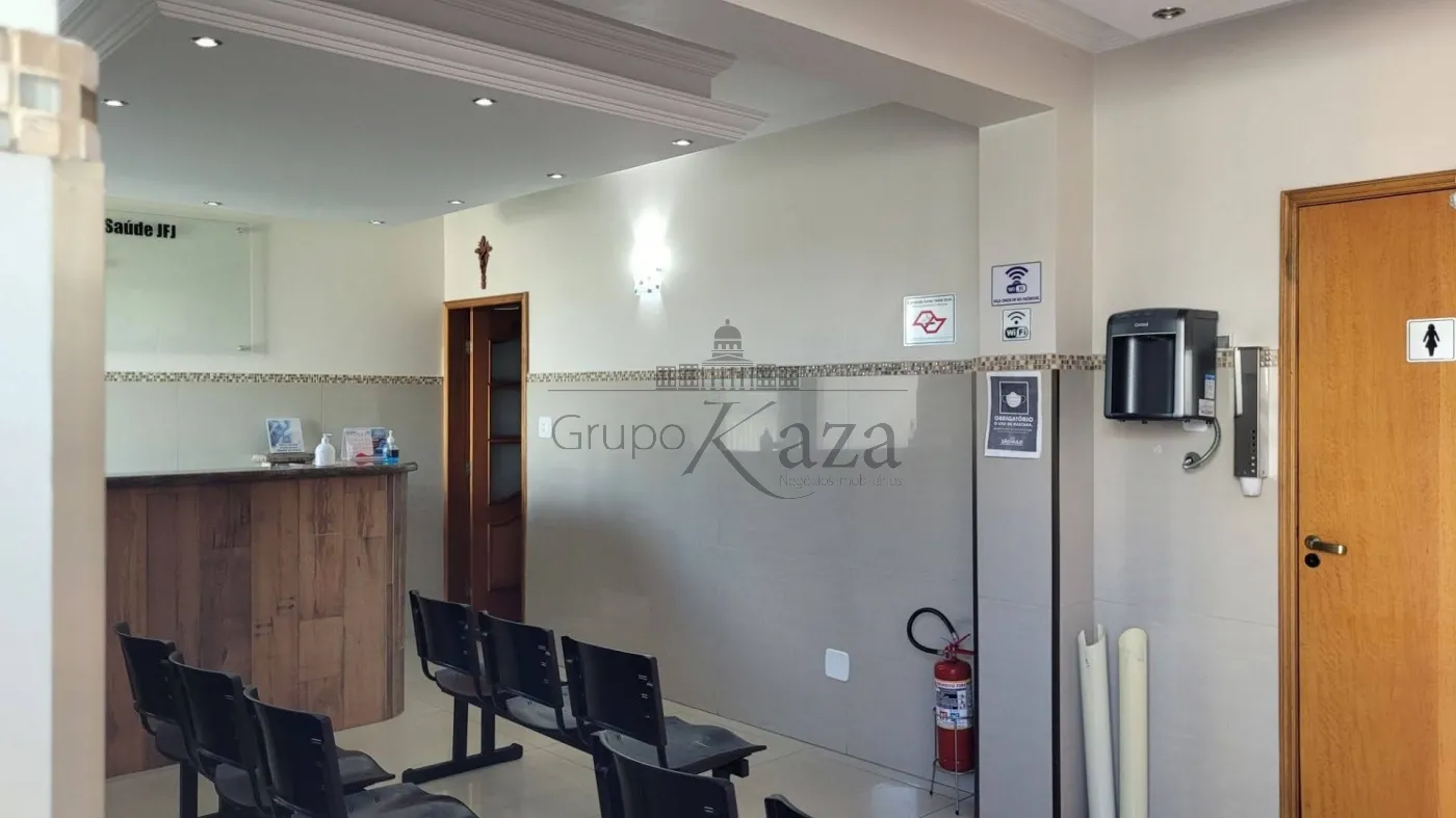 Foto 3 de Comercial Ponto Comercial em Vila Pinheiro, Jacareí - imagem 3