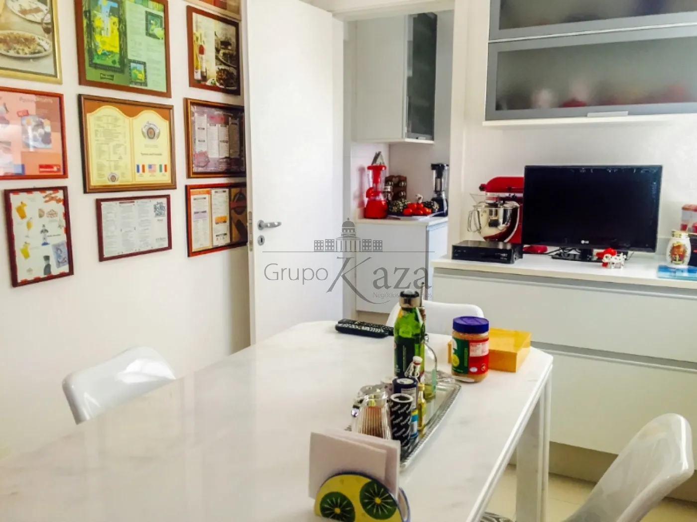 Foto 8 de Apartamento Cobertura Duplex em Indianópolis, São Paulo - imagem 8