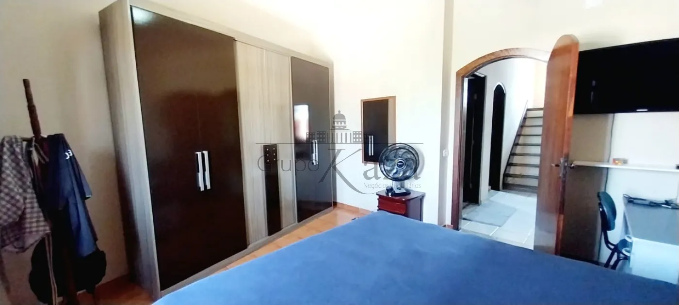 Foto 21 de Casa Sobrado em Bosque dos Ipês, São José dos Campos - imagem 21