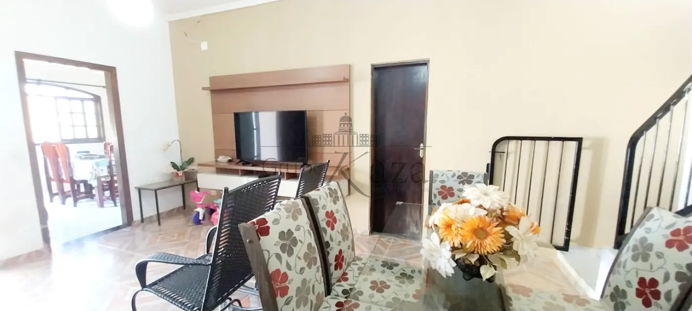 Foto 4 de Casa Sobrado em Bosque dos Ipês, São José dos Campos - imagem 4