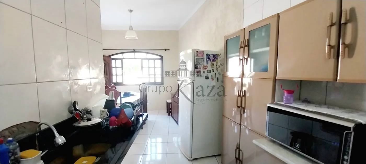 Foto 9 de Casa Sobrado em Bosque dos Ipês, São José dos Campos - imagem 9