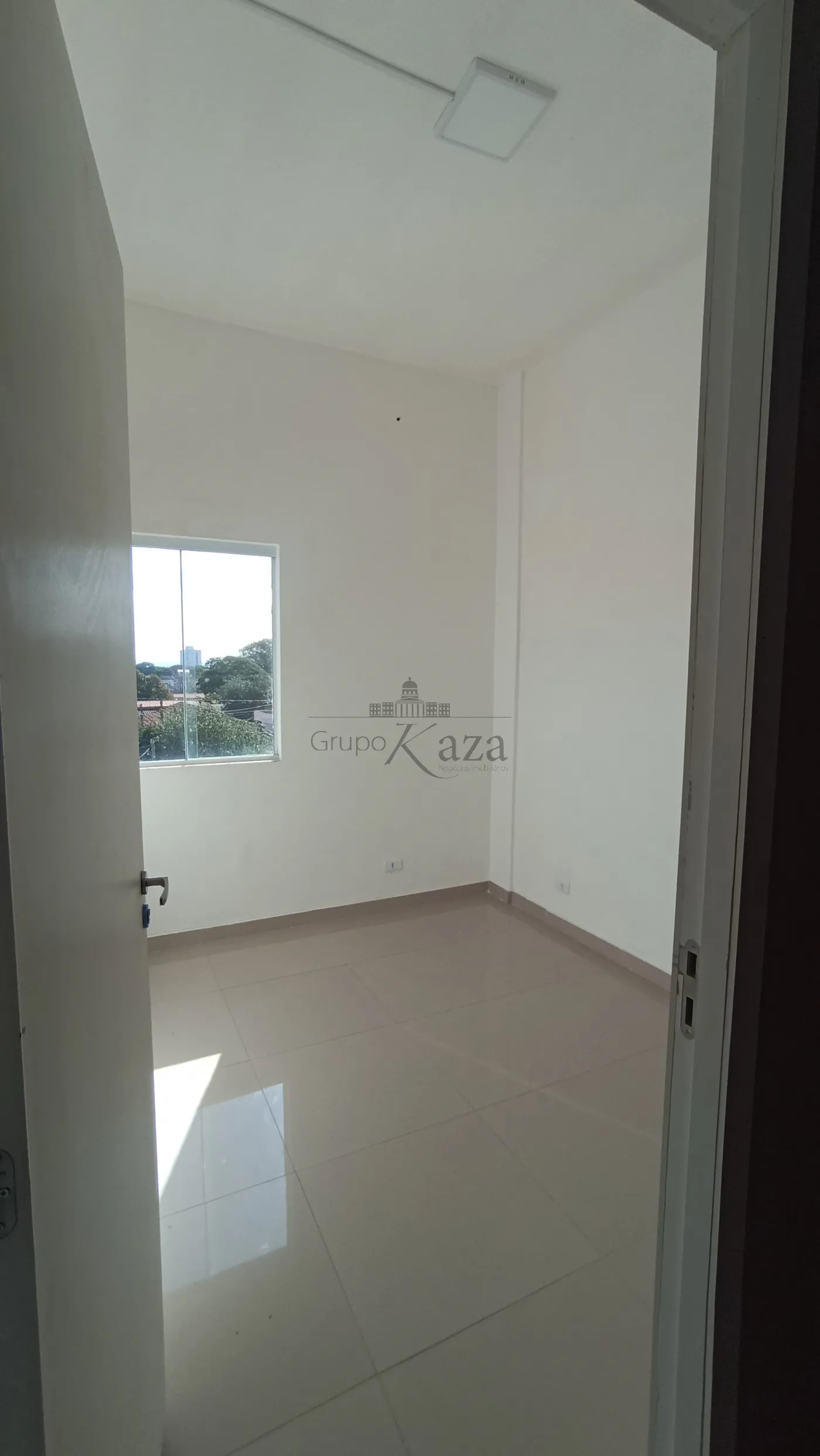 Foto 6 de Comercial Sala em Jardim Vale do Sol, São José dos Campos - imagem 6