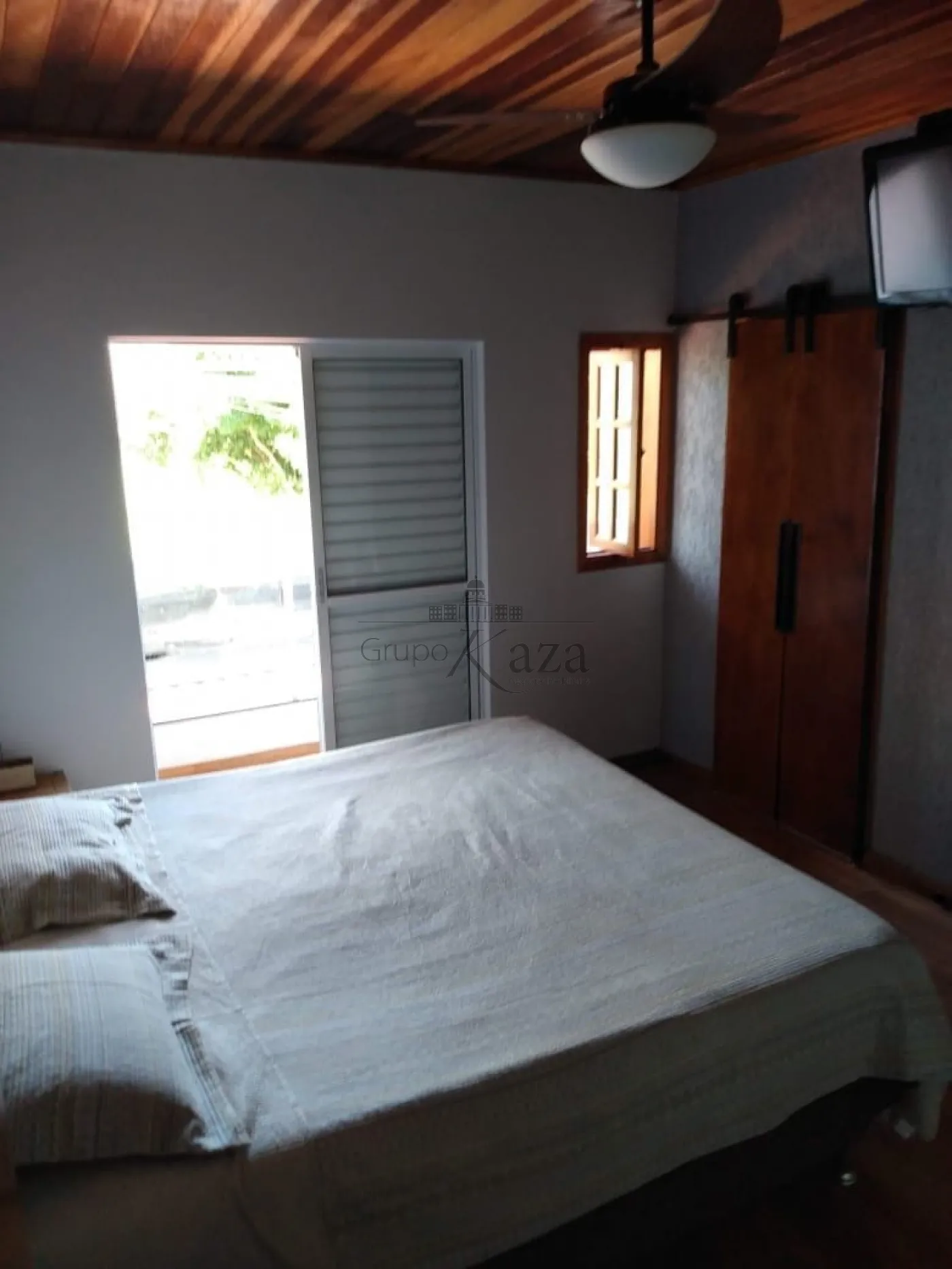 Foto 6 de Casa Padrão em Jardim Pararangaba, São José dos Campos - imagem 6
