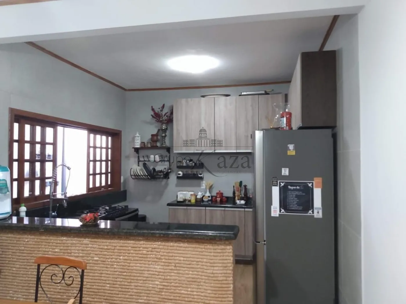 Foto 1 de Casa Padrão em Jardim Pararangaba, São José dos Campos - imagem 1