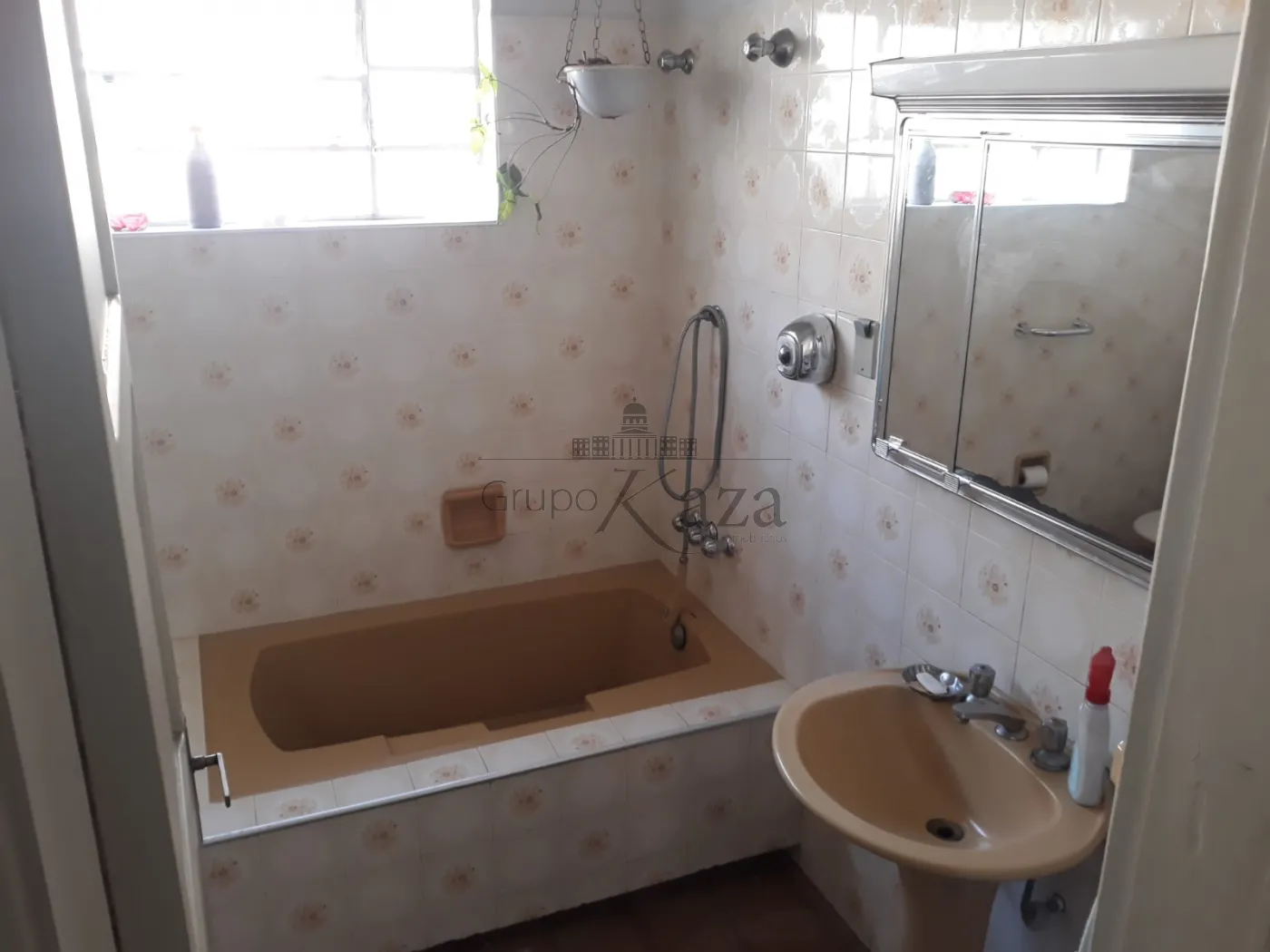 Foto 6 de Casa Padrão em Jardim Bela Vista, São José dos Campos - imagem 6