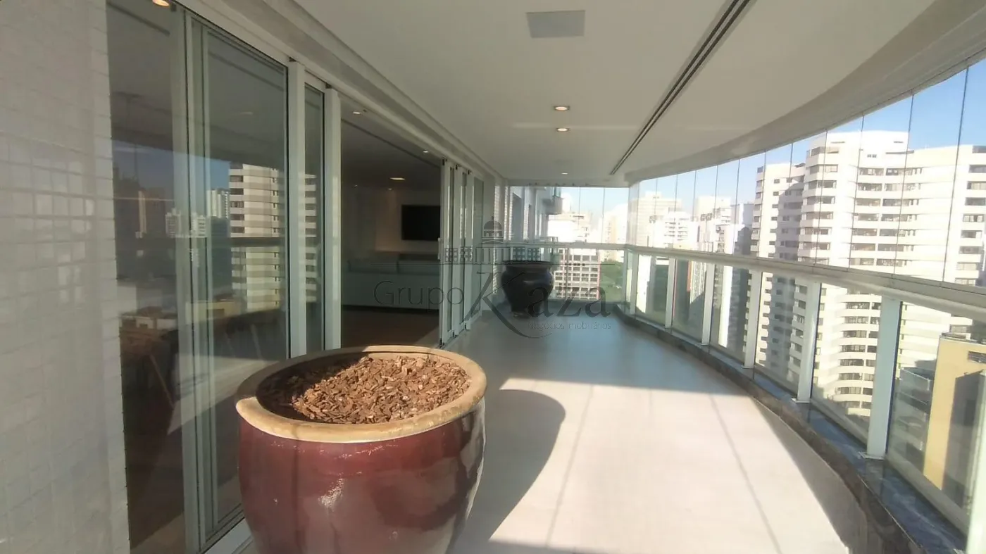 Foto 16 de Apartamento Padrão em Moema, São Paulo - imagem 16