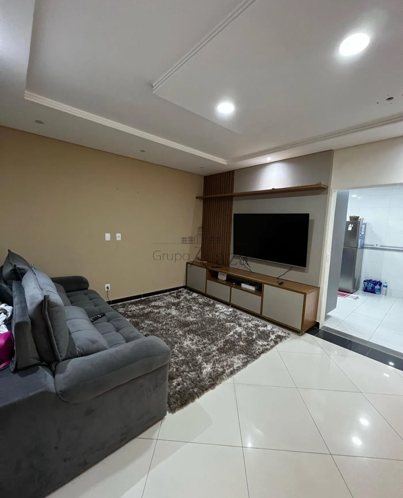Foto 1 de Casa Padrão em Jardim Altos de Santana II, Jacareí - imagem 1