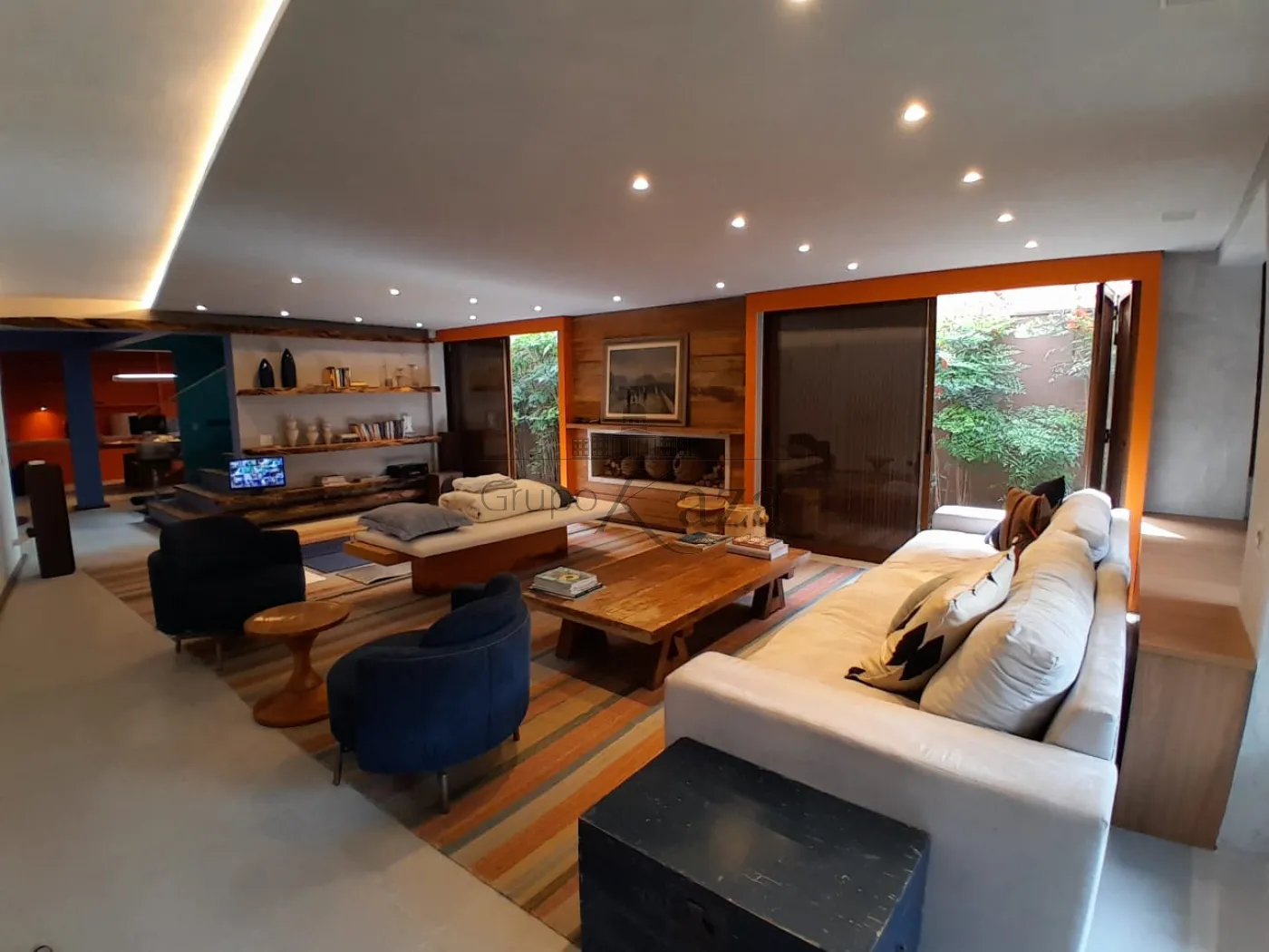 Foto 1 de Casa Padrão em Alto de Pinheiros, São Paulo - imagem 1