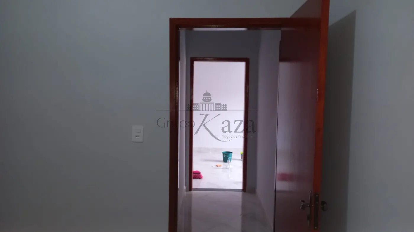 Foto 4 de Casa Padrão em Jardim Valparaíba, São José dos Campos - imagem 4