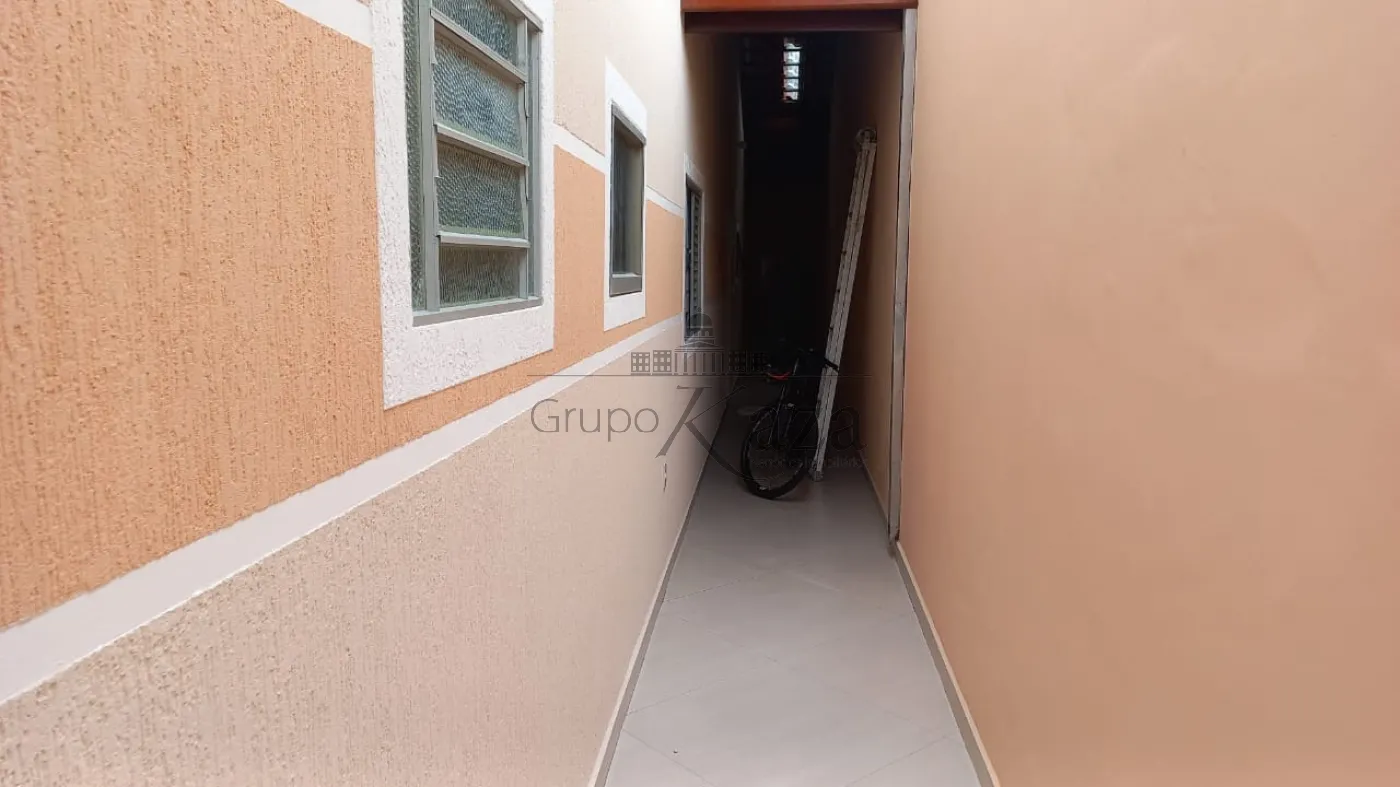 Foto 11 de Casa Padrão em Jardim Valparaíba, São José dos Campos - imagem 11