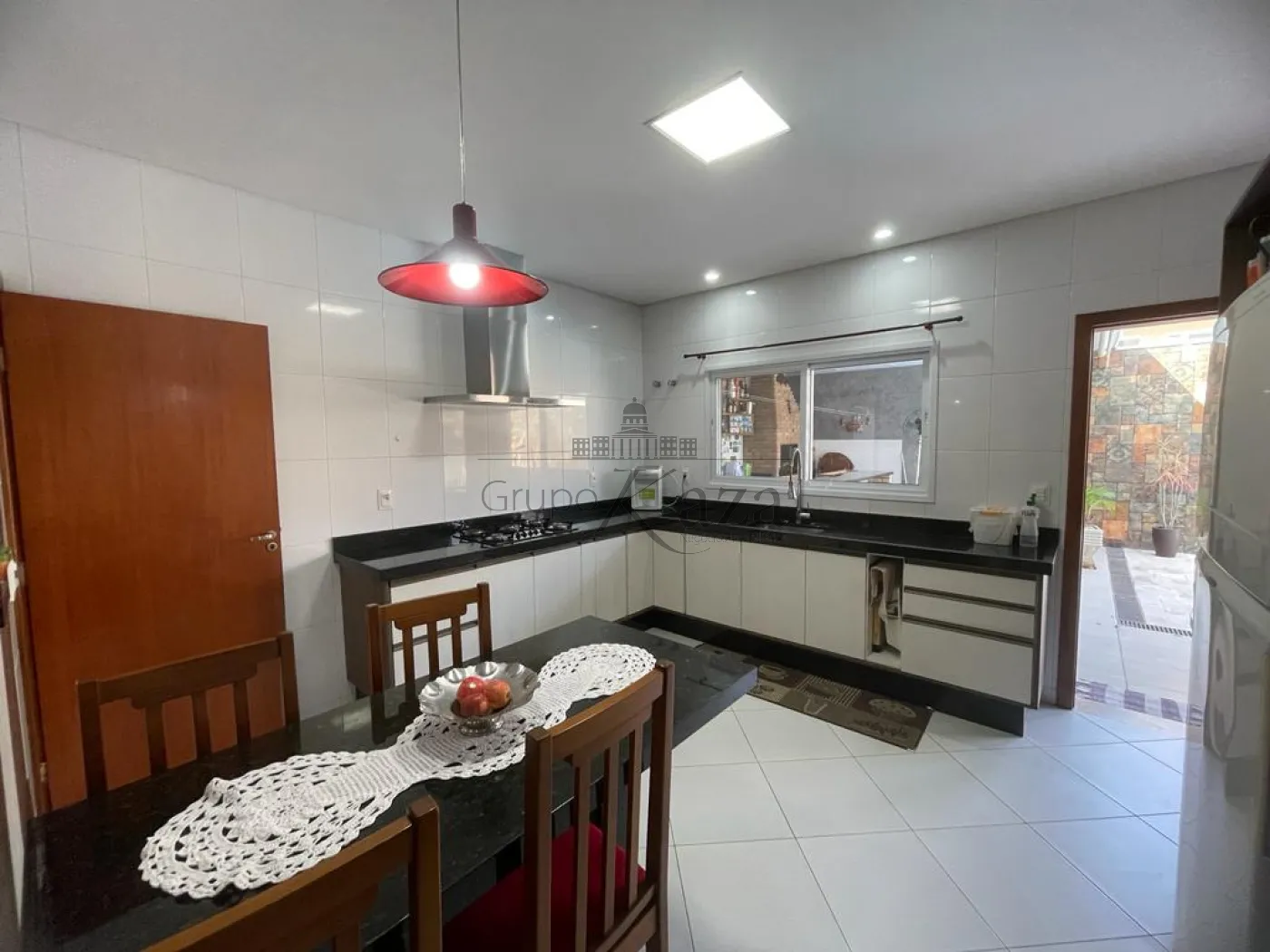 Foto 5 de Casa Condomínio em Vila Branca, Jacareí - imagem 5