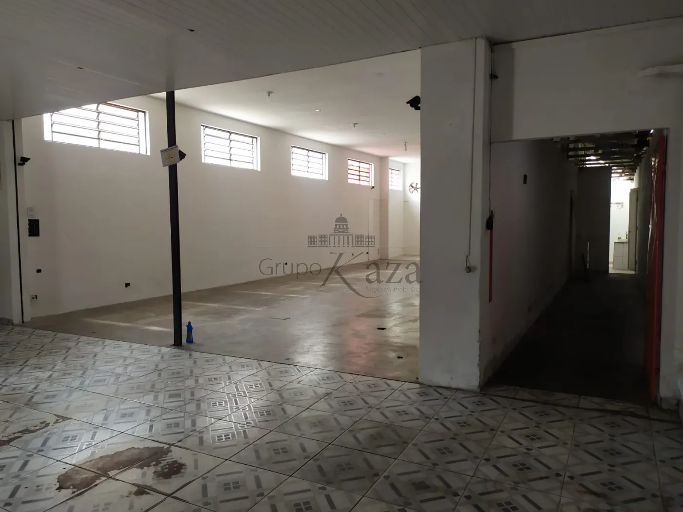 Foto 2 de Comercial Galpão em Palmeiras de São José, São José dos Campos - imagem 2