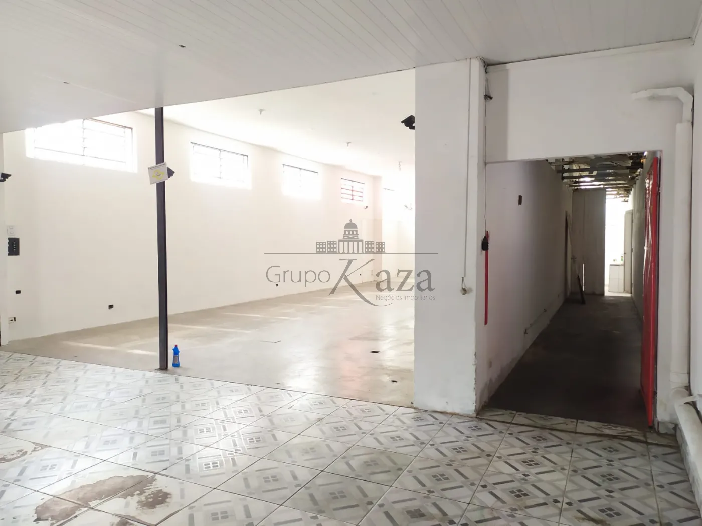 Foto 1 de Comercial Galpão em Palmeiras de São José, São José dos Campos - imagem 1