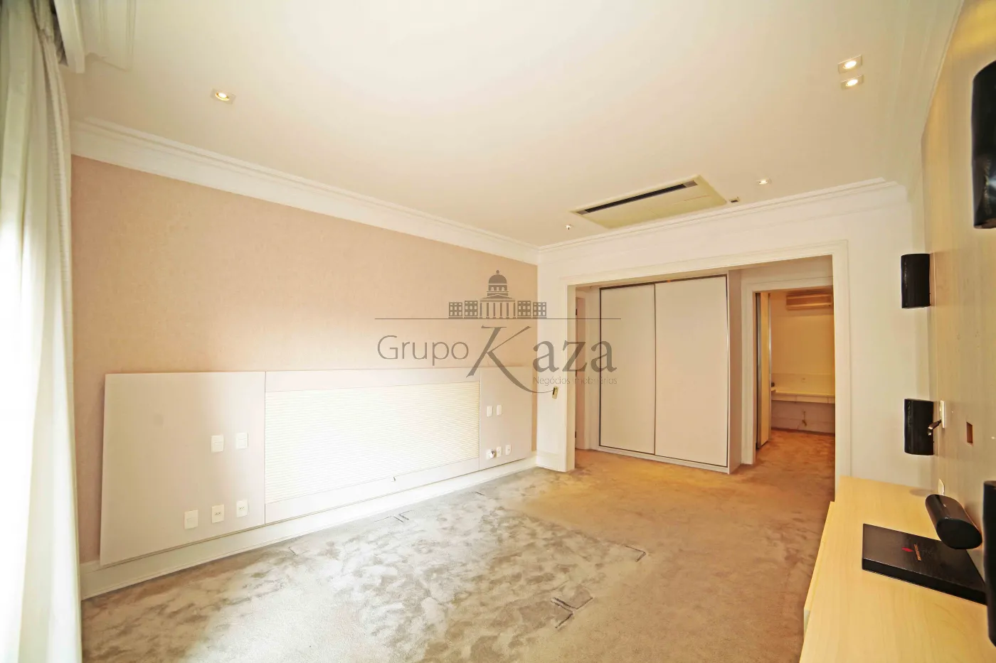 Foto 17 de Apartamento Padrão em Jardim Europa, São Paulo - imagem 17
