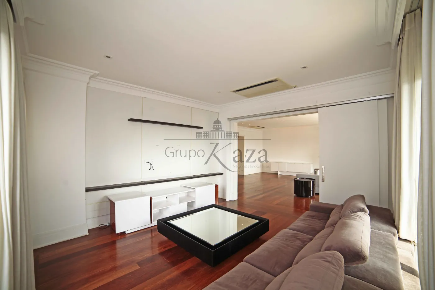 Foto 2 de Apartamento Padrão em Jardim Europa, São Paulo - imagem 2