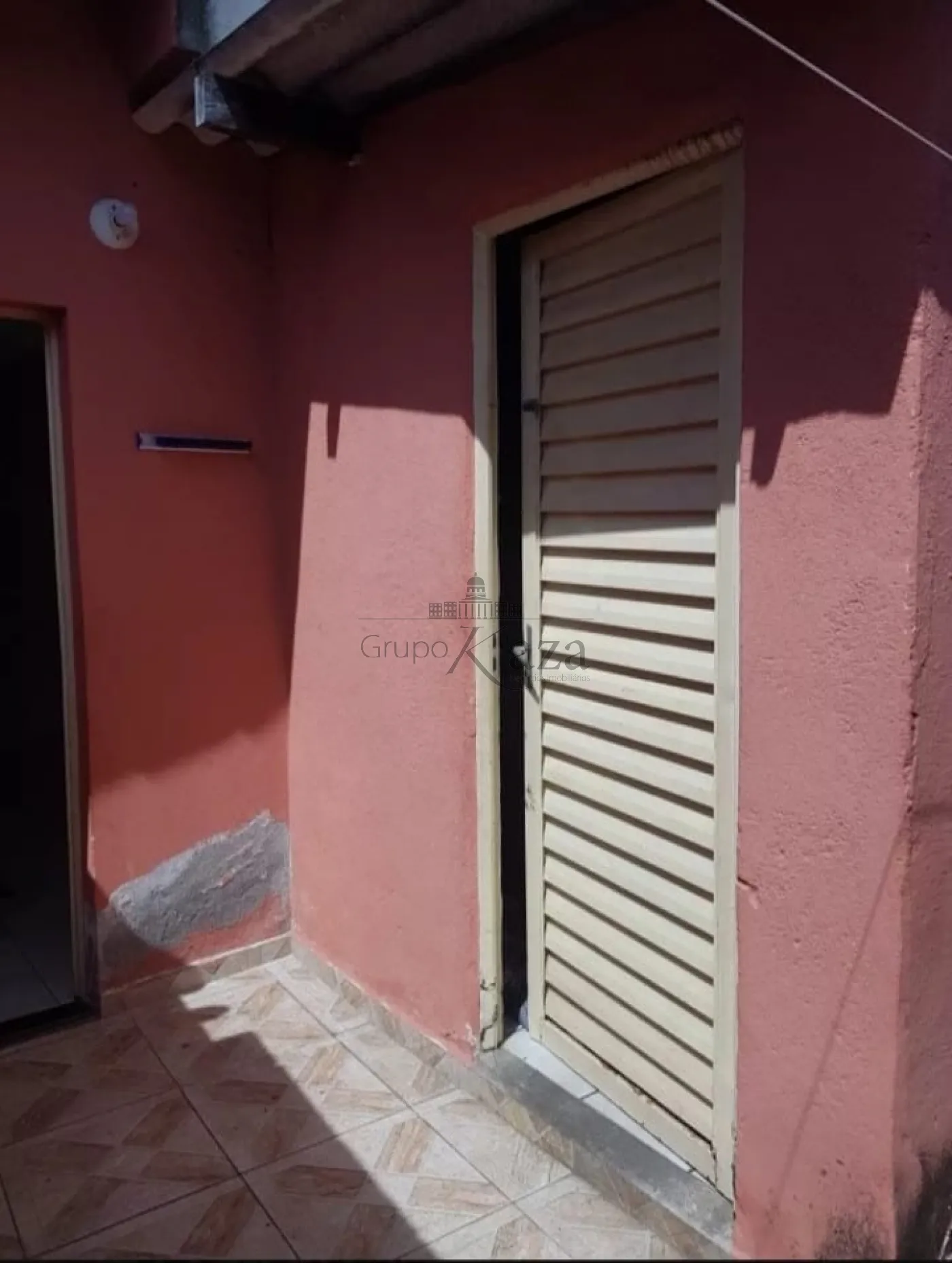 Foto 10 de Casa Padrão em Parque Industrial, São José dos Campos - imagem 10