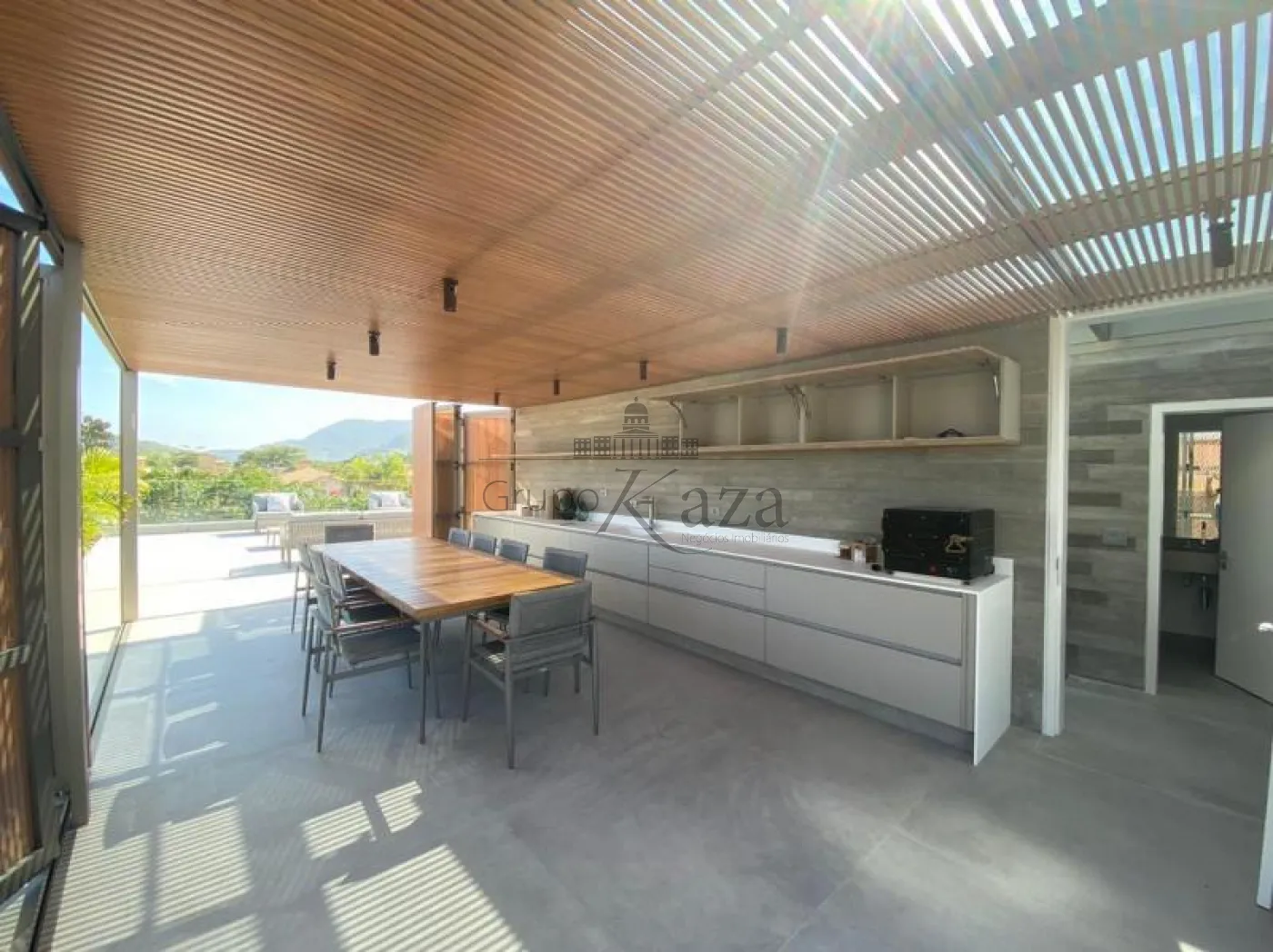 Foto 11 de Casa Padrão em Praia da Baleia, São Sebastião - imagem 11