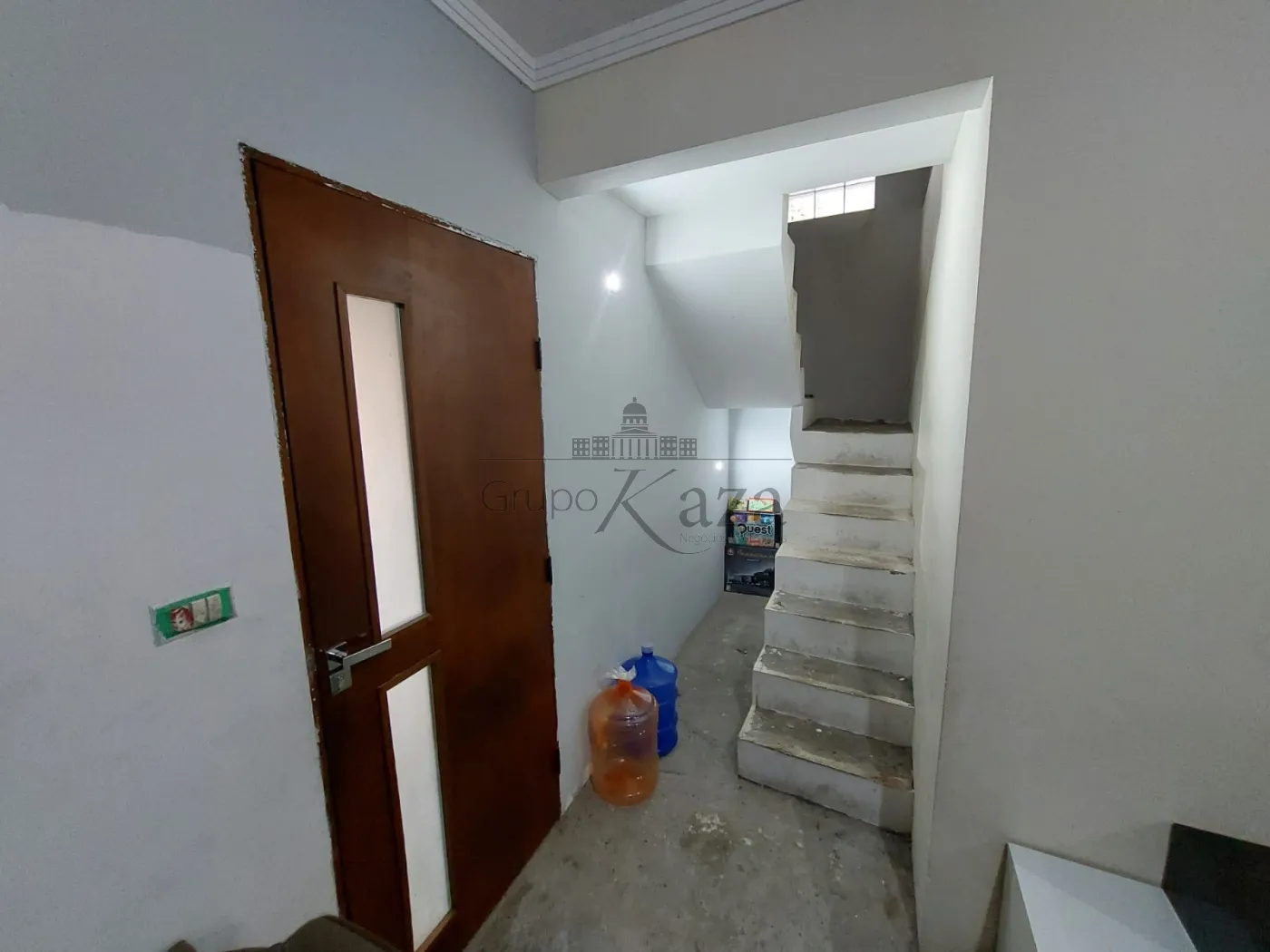 Foto 3 de Casa Sobrado em Conjunto Residencial Dom Pedro I, São José dos Campos - imagem 3
