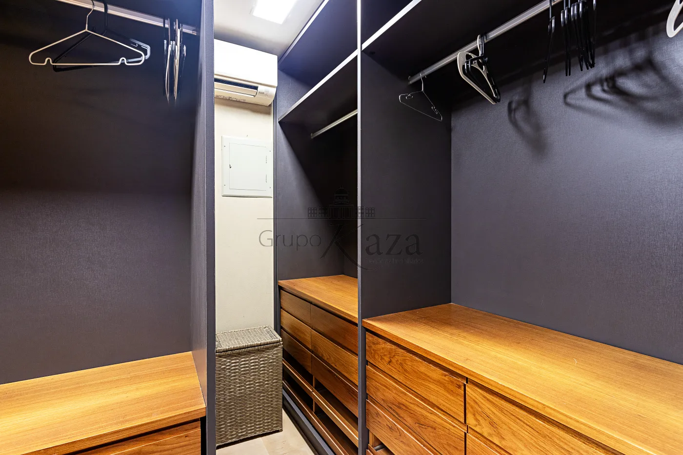 Foto 23 de Apartamento Cobertura Triplex em Pinheiros, São Paulo - imagem 23