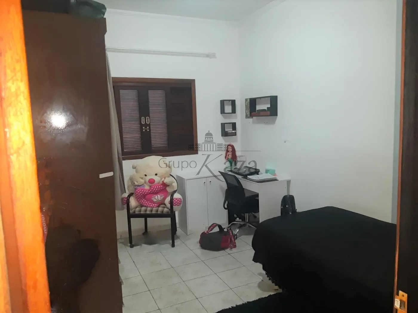 Foto 6 de Casa Padrão em Loteamento Residencial Vista Linda, São José dos Campos - imagem 6