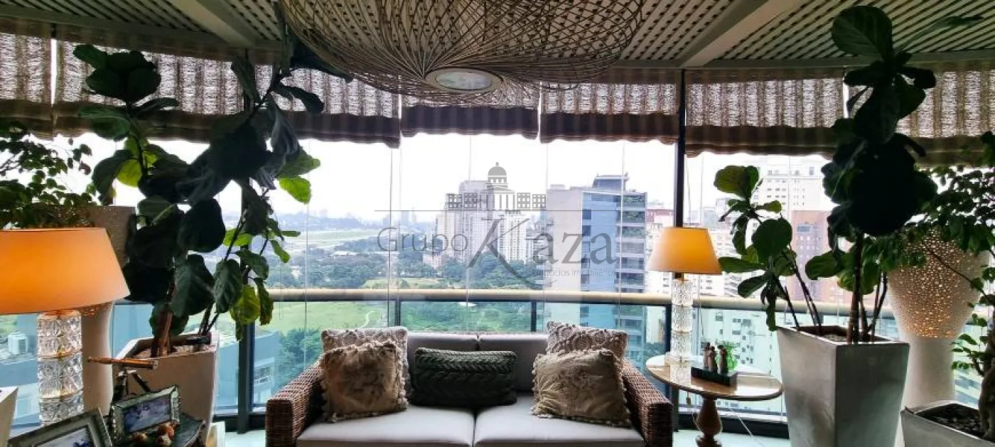 Foto 22 de Apartamento Cobertura Duplex em Itaim Bibi, São Paulo - imagem 22