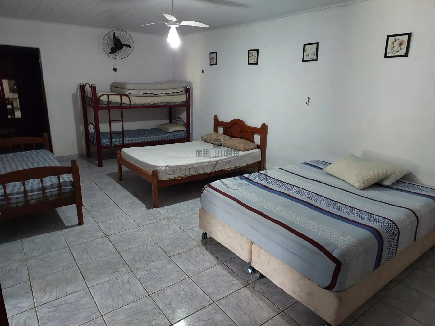 Foto 5 de Casa Padrão em Rio do Ouro, Caraguatatuba - imagem 5