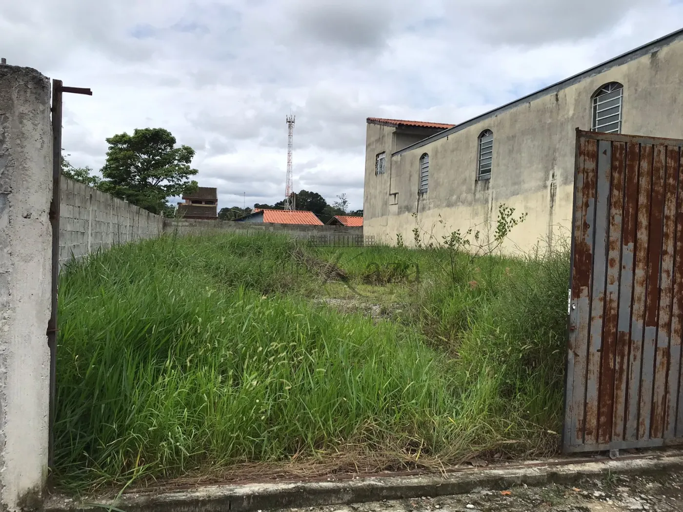 Foto 1 de Terreno Padrão em Parque Interlagos, São José dos Campos - imagem 1