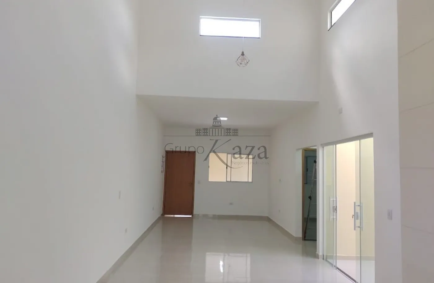 Foto 1 de Casa Padrão em Portal dos Pássaros, São José dos Campos - imagem 1