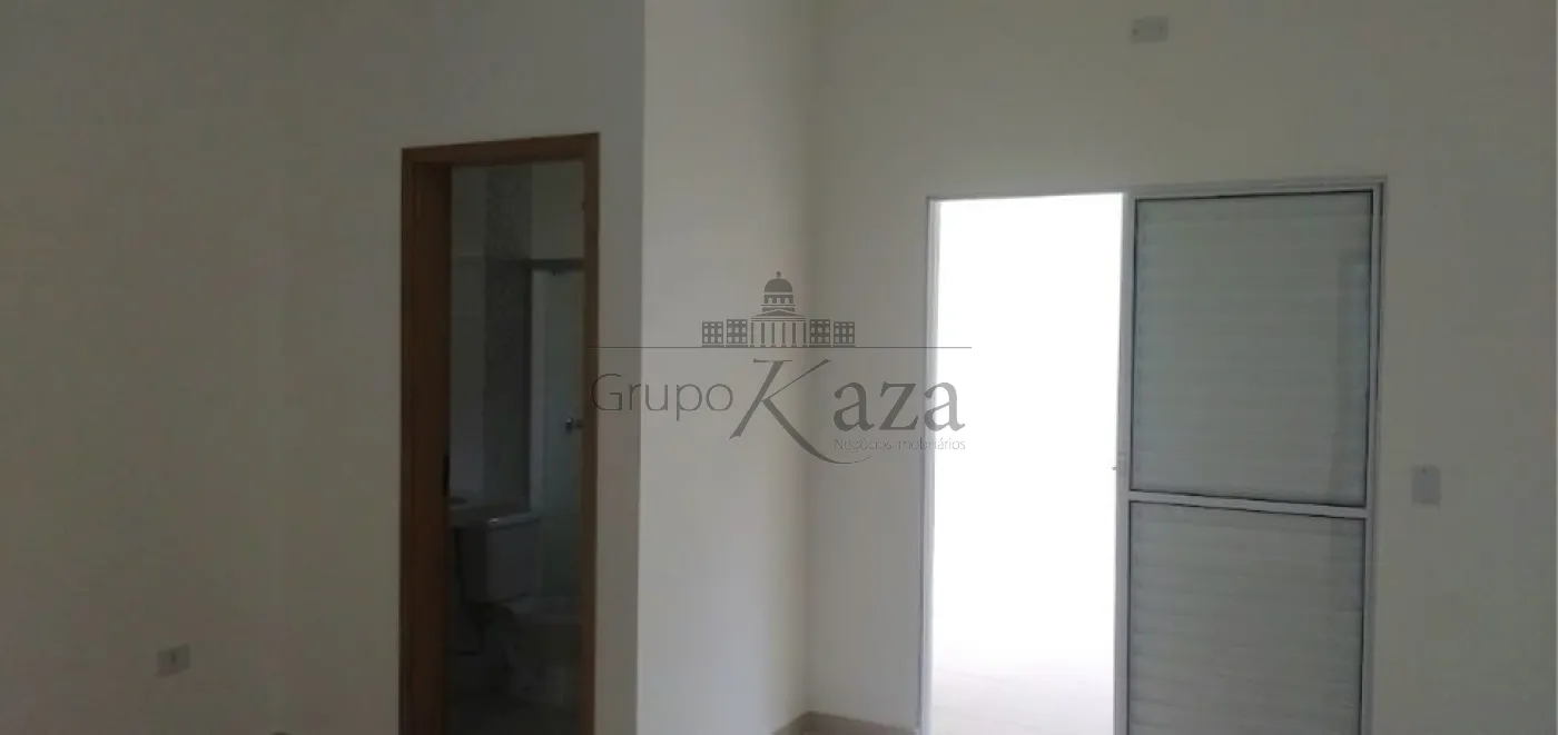 Foto 3 de Casa Padrão em Portal dos Pássaros, São José dos Campos - imagem 3