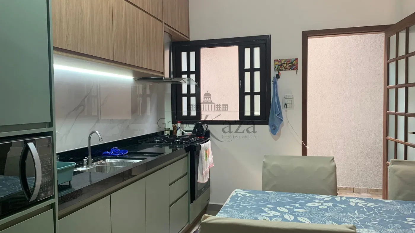 Foto 8 de Casa Padrão em Residencial Bosque dos Ipês, São José dos Campos - imagem 8