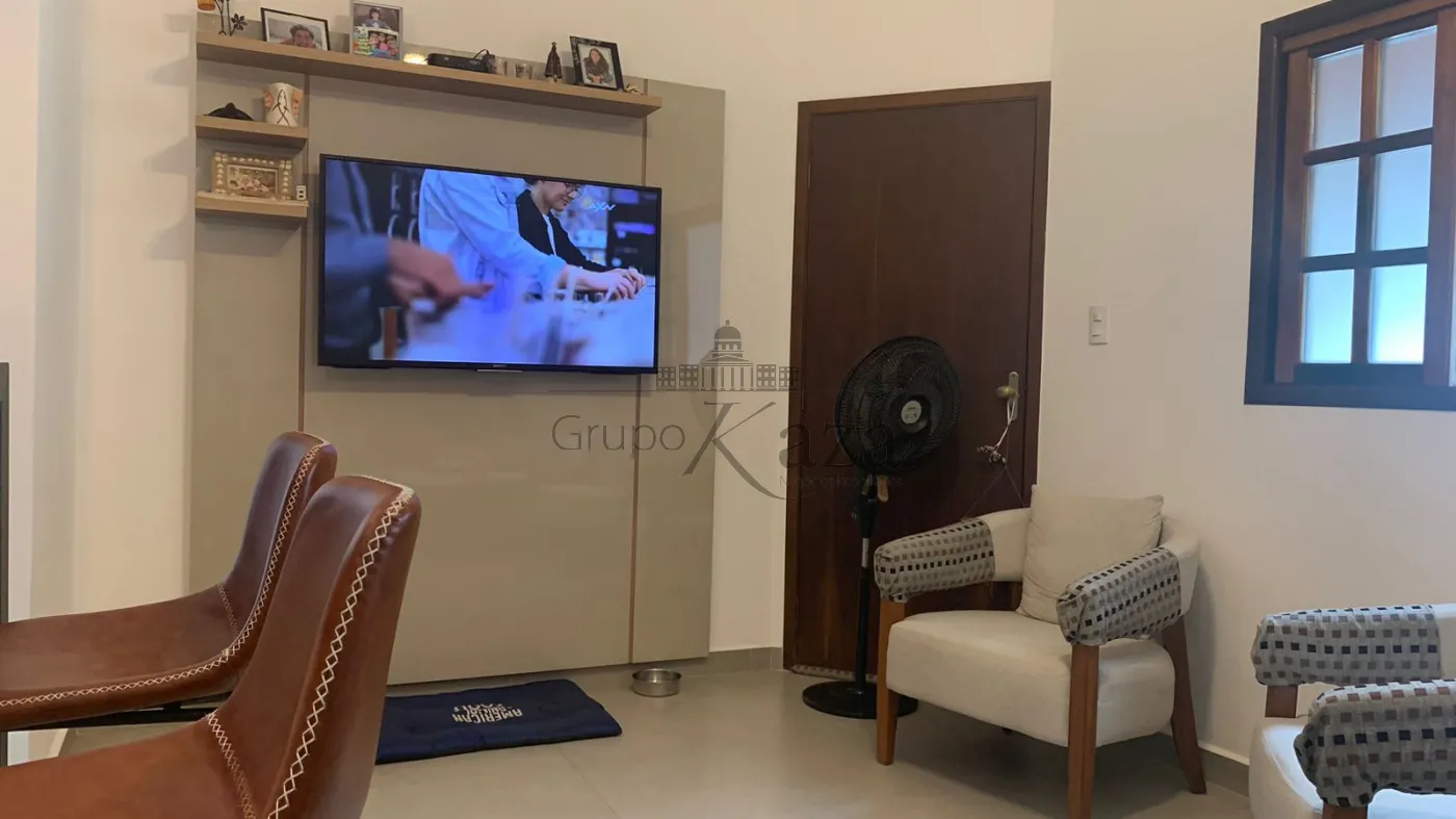 Foto 2 de Casa Padrão em Residencial Bosque dos Ipês, São José dos Campos - imagem 2