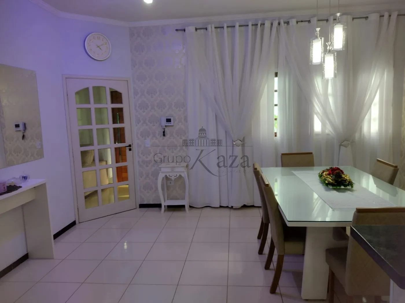 Foto 1 de Casa Sobrado em Golfinho, Caraguatatuba - imagem 1
