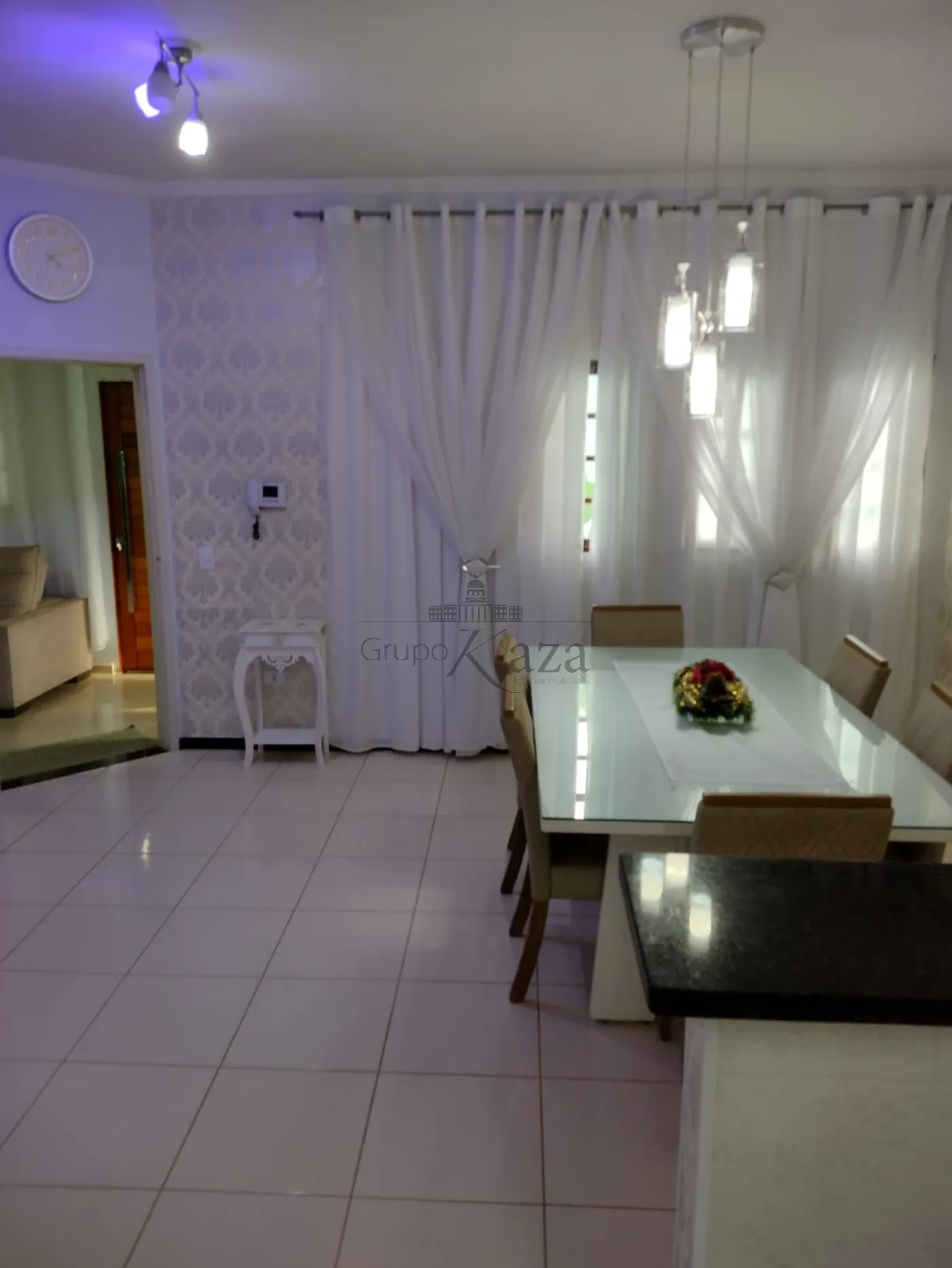Foto 2 de Casa Sobrado em Golfinho, Caraguatatuba - imagem 2