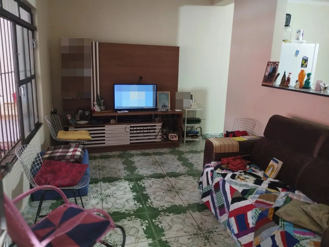 Foto 1 de Casa Padrão em Jardim Mariana II, São José dos Campos - imagem 1