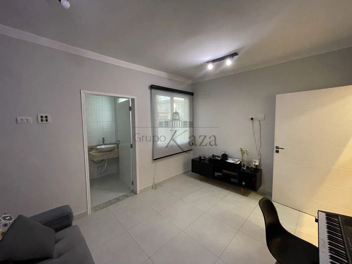 Foto 21 de Casa Condomínio em Jardim Jacinto, Jacareí - imagem 21