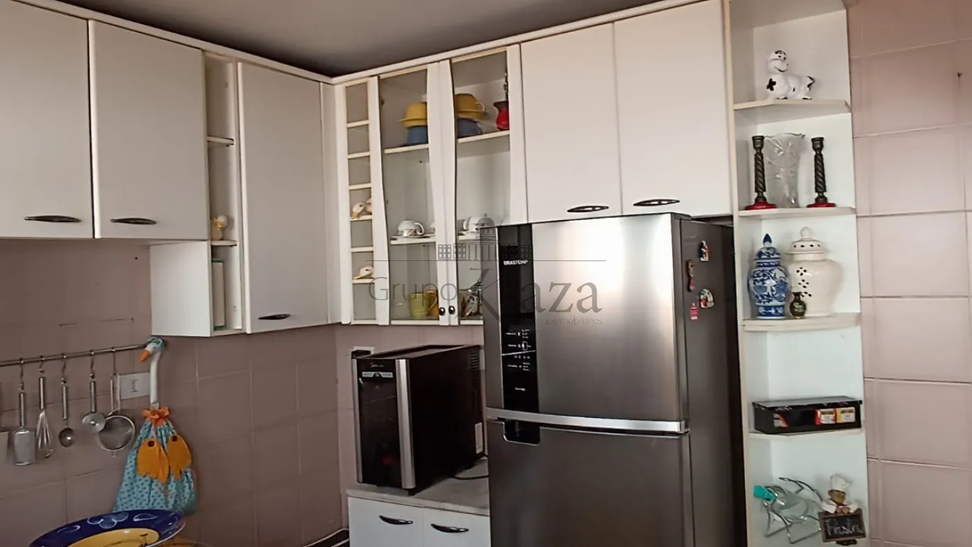 Foto 8 de Casa Padrão em Santa Cruz dos Lázaros, Jacareí - imagem 8