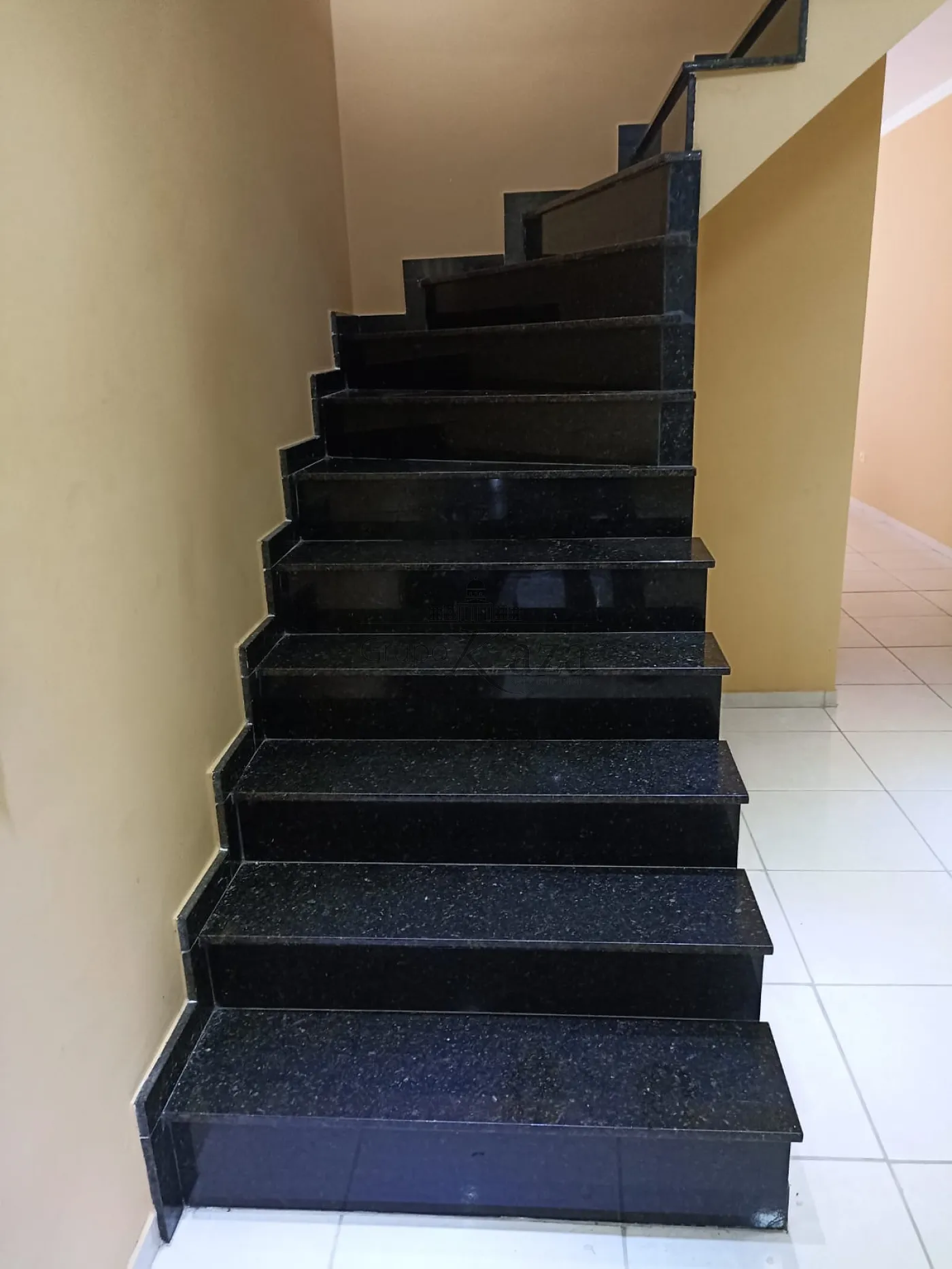 Foto 3 de Casa Sobrado em Vila das Flores, São José dos Campos - imagem 3