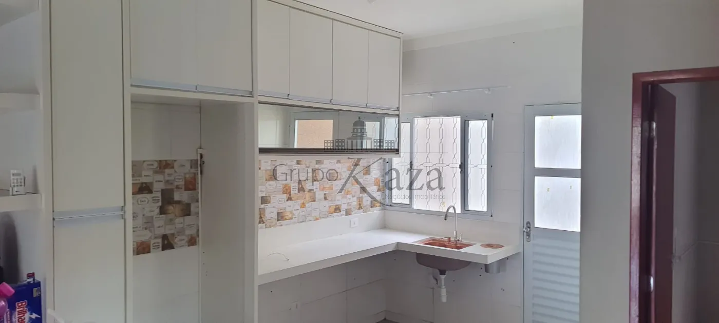 Foto 6 de Casa Padrão em Vila Branca, Jacareí - imagem 6