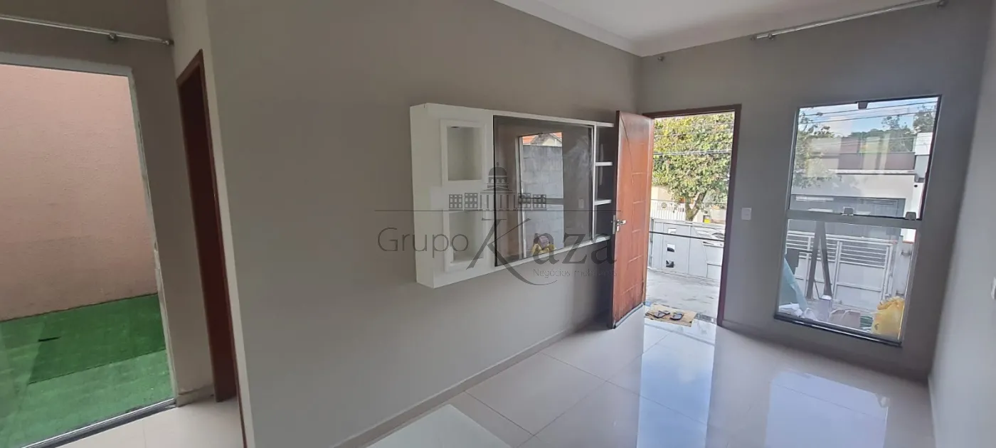 Foto 2 de Casa Padrão em Vila Branca, Jacareí - imagem 2