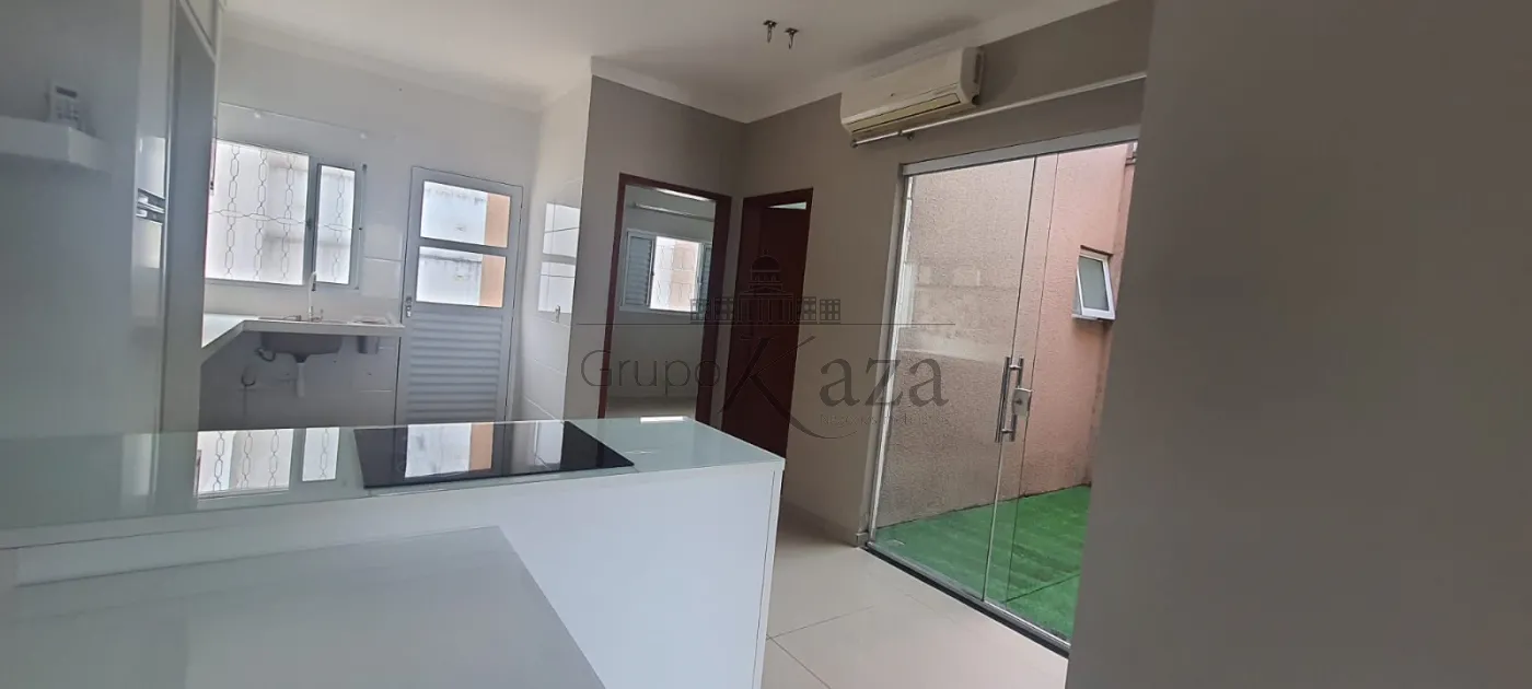 Foto 3 de Casa Padrão em Vila Branca, Jacareí - imagem 3
