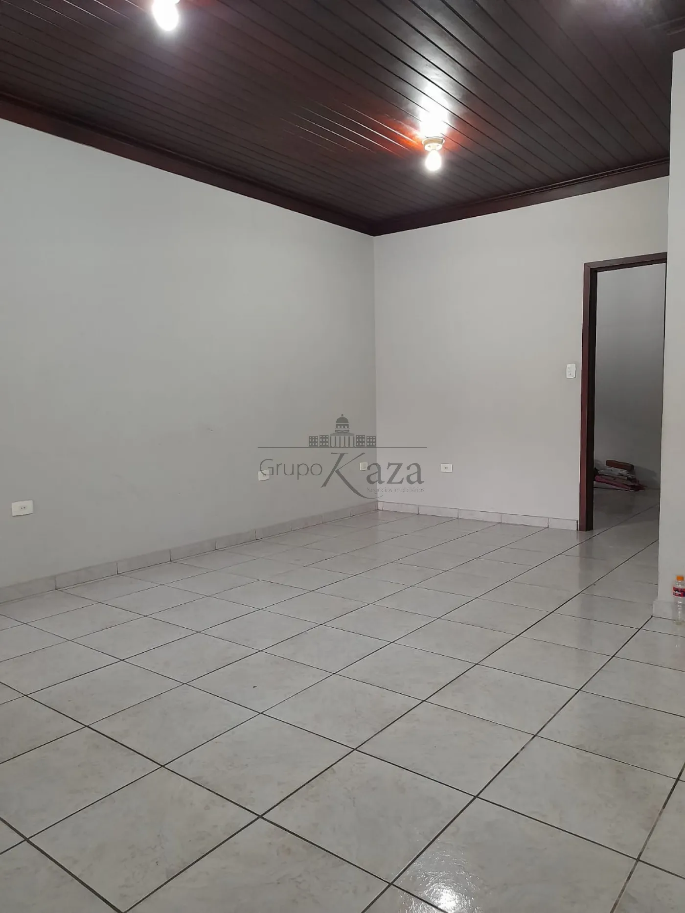 Foto 6 de Casa Padrão em Jardim Santa Maria, Jacareí - imagem 6