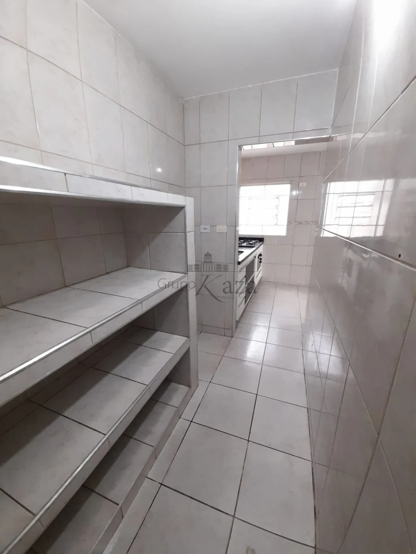 Foto 22 de Casa Padrão em Jardim Santa Maria, Jacareí - imagem 22