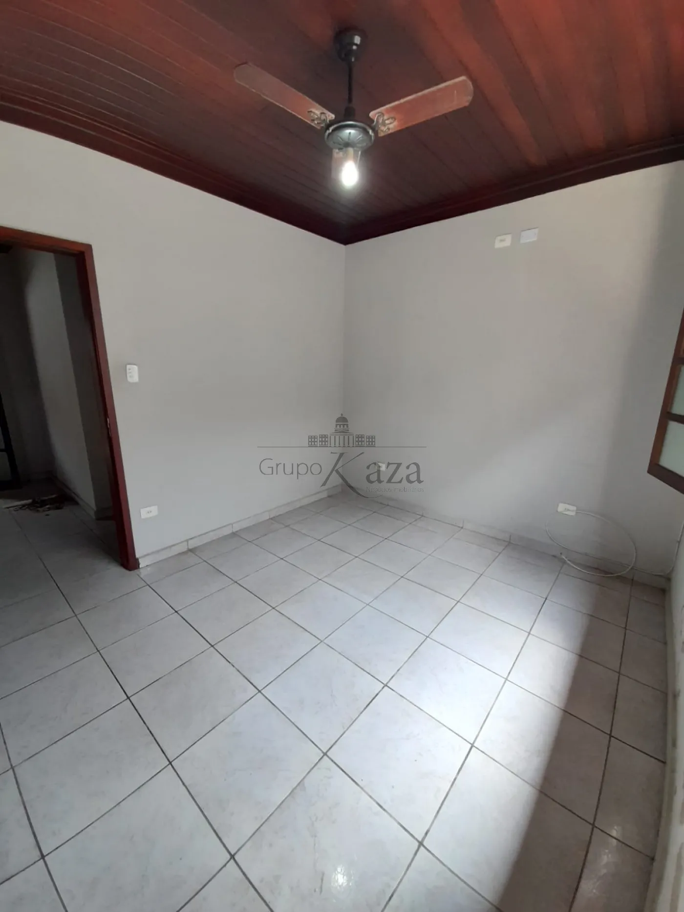 Foto 27 de Casa Padrão em Jardim Santa Maria, Jacareí - imagem 27