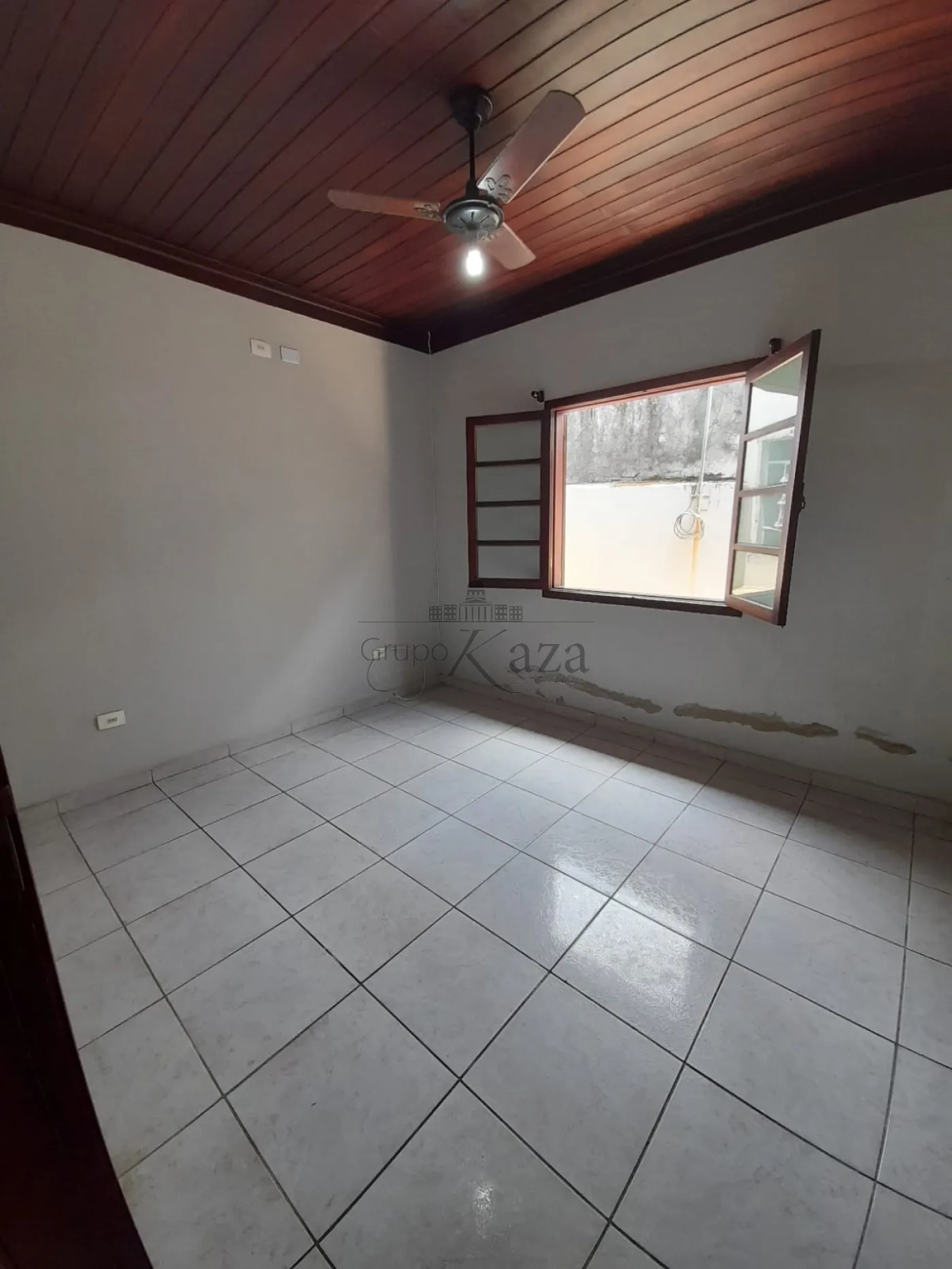 Foto 28 de Casa Padrão em Jardim Santa Maria, Jacareí - imagem 28