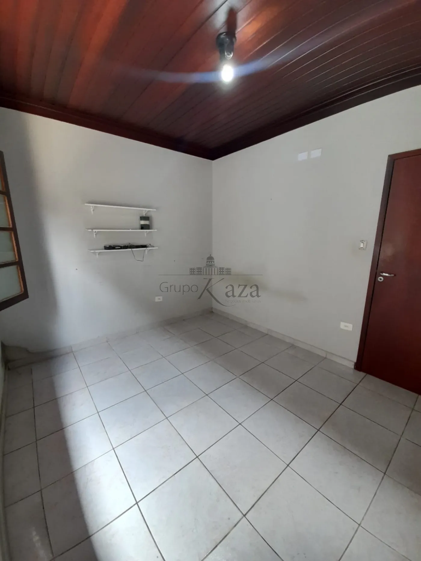 Foto 30 de Casa Padrão em Jardim Santa Maria, Jacareí - imagem 30