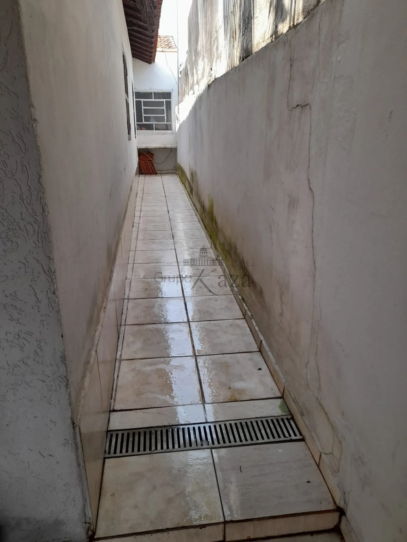 Foto 44 de Casa Padrão em Jardim Santa Maria, Jacareí - imagem 44