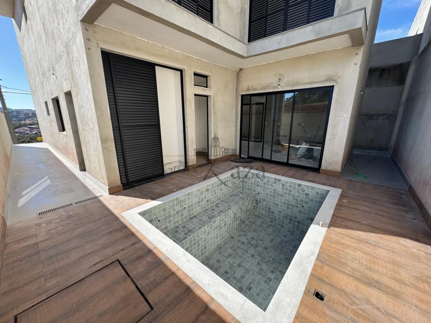 Foto 2 de Casa Condomínio em Condomínio Residencial Mantiqueira, São José dos Campos - imagem 2 Foto 2 de Casa Condomínio em Condomínio Residencial Mantiqueira, São José dos Campos - imagem 2