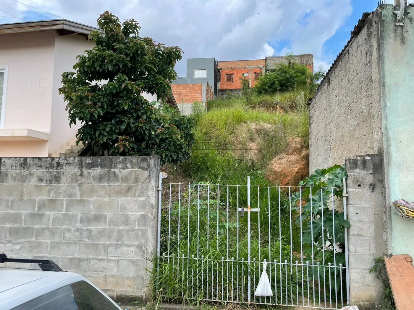 Foto 3 de Terreno Padrão em Jardim dos Bandeirantes, São José dos Campos - imagem 3