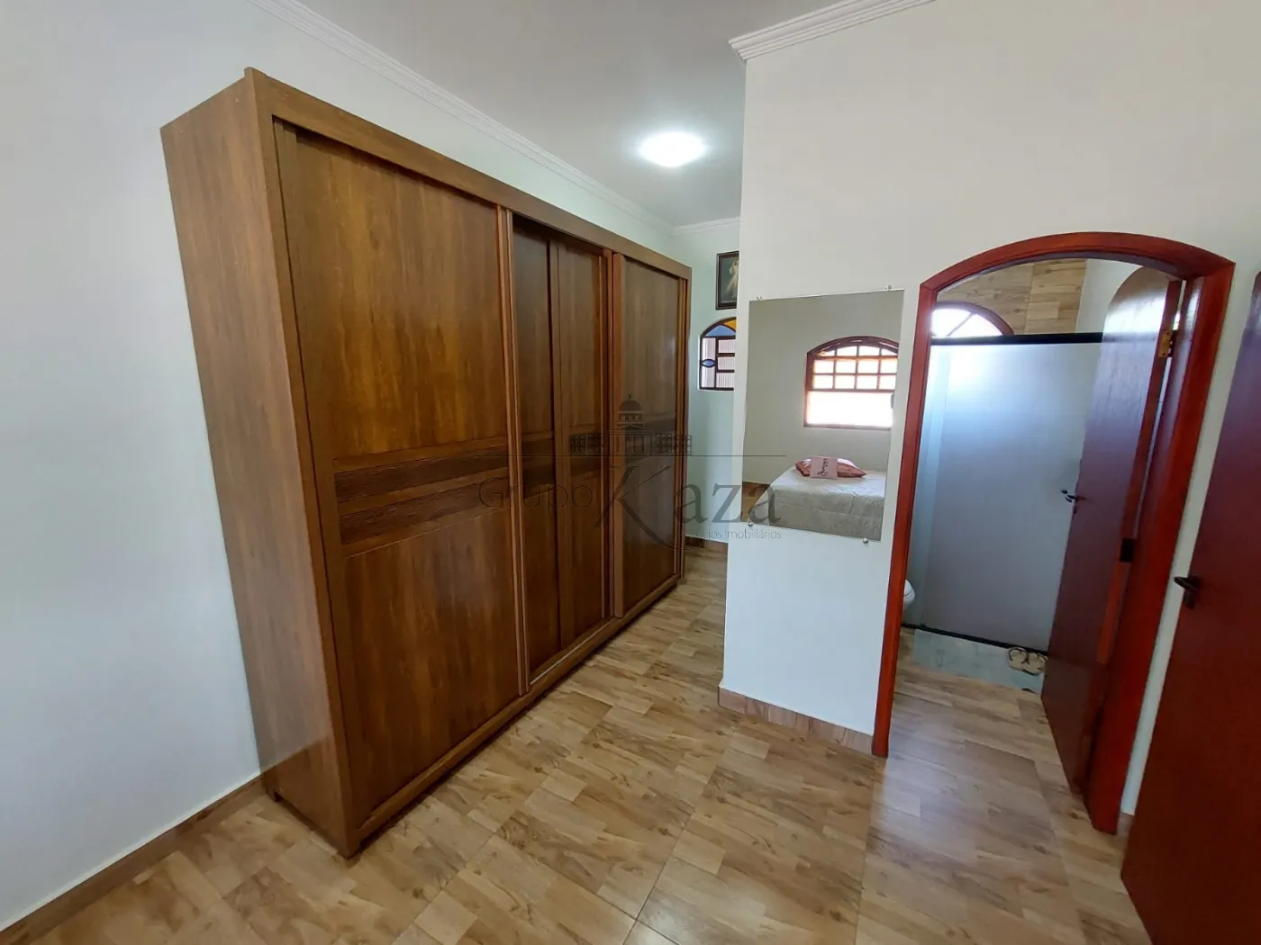 Foto 11 de Comercial Condomínio em Jardim Colonia, Jacareí - imagem 11