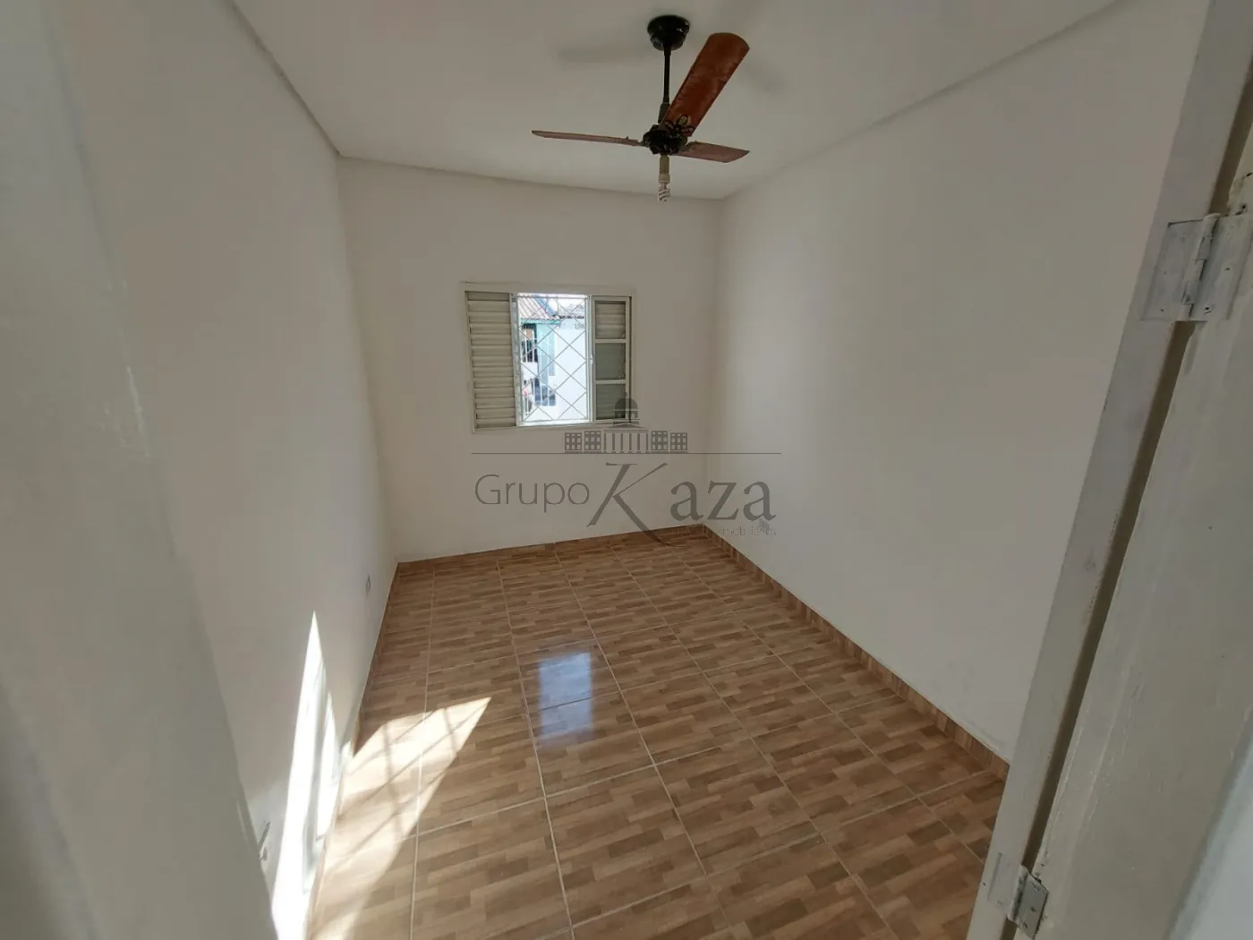 Foto 6 de Casa Padrão em Campo dos Alemães, São José dos Campos - imagem 6